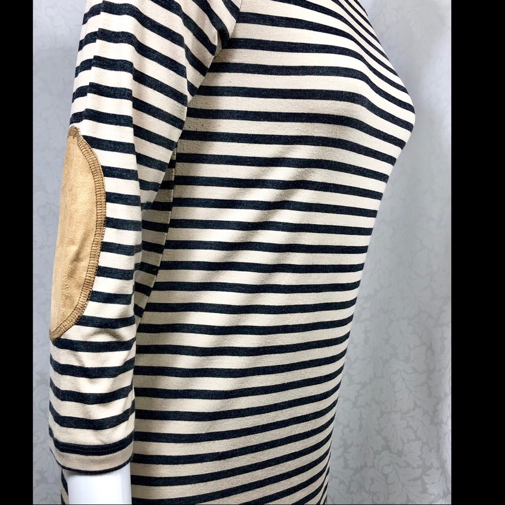WallpapHer Tan & Black Striped Tunic